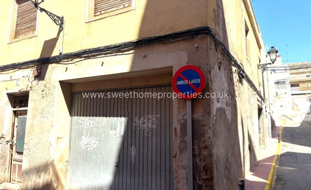 Resale - Town house - Sax