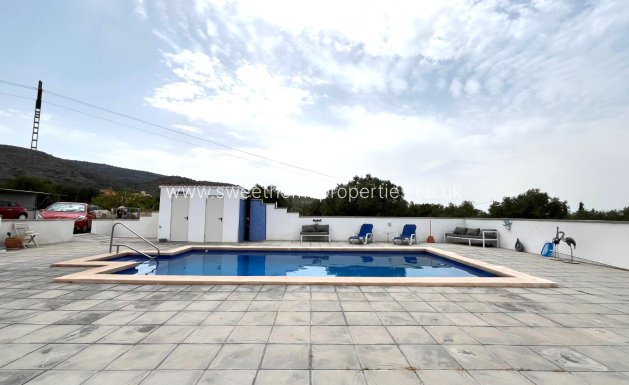 Reventa - Casa de campo - Sax