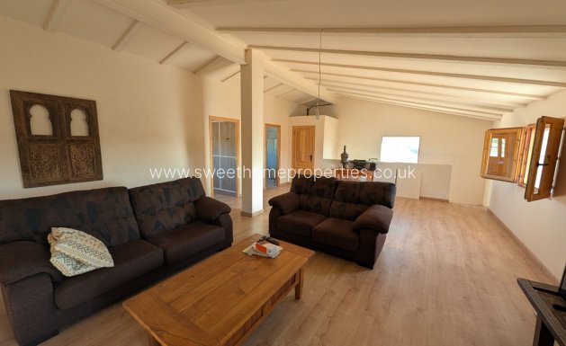 Resale - Country house - Salinas