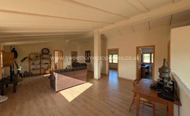 Resale - Country house - Salinas