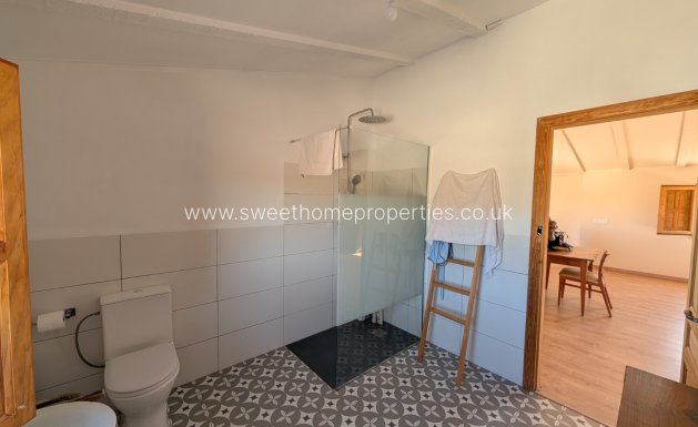 Resale - Country house - Salinas
