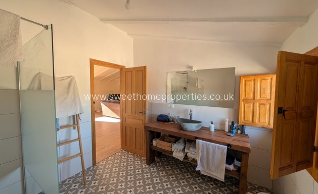 Resale - Country house - Salinas