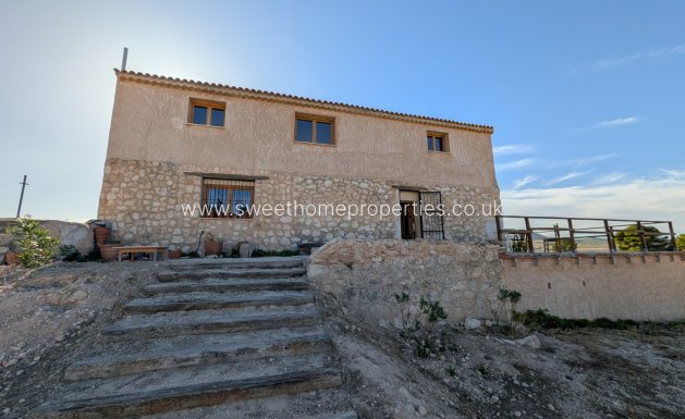 Resale - Country house - Salinas