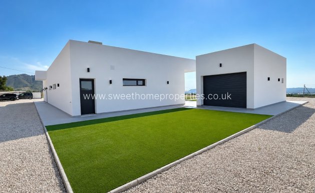 Obra nueva - Casa de campo - La Romana