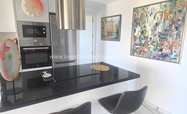 Resale - Apartment - Villamartin