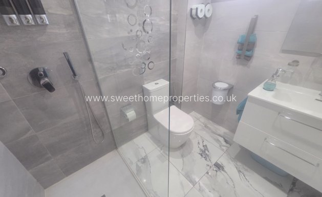 Resale - Apartment - Villamartin