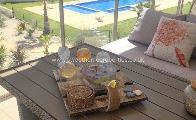 Resale - Apartment - Villamartin