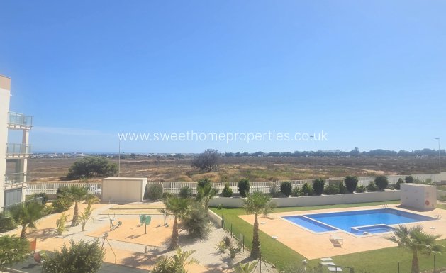 Resale - Apartment - Villamartin