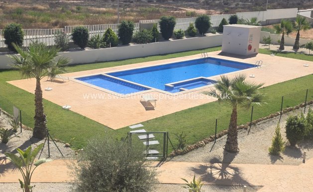 Resale - Apartment - Villamartin