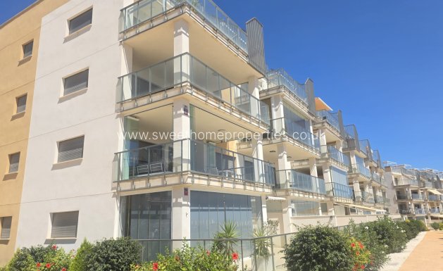 Resale - Apartment - Villamartin