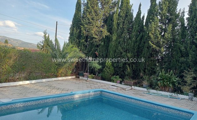 Resale - Country house - Sax