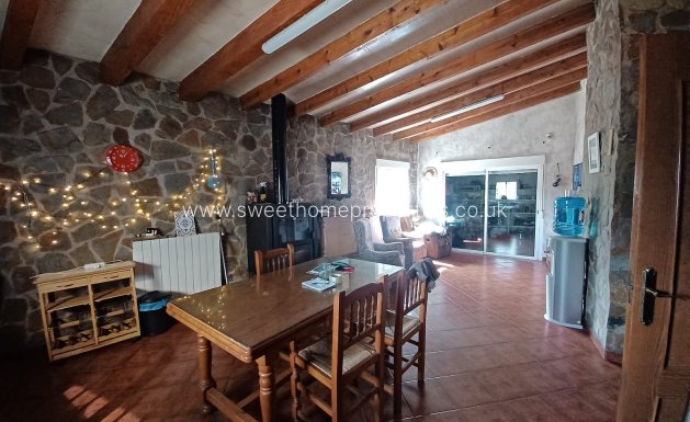 Resale - Country house - Sax