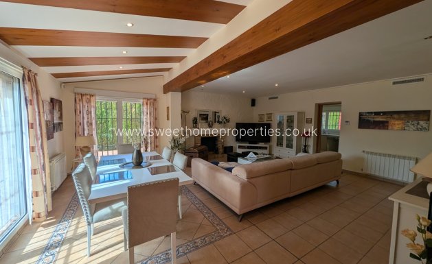 Reventa - Casa de campo - Sax