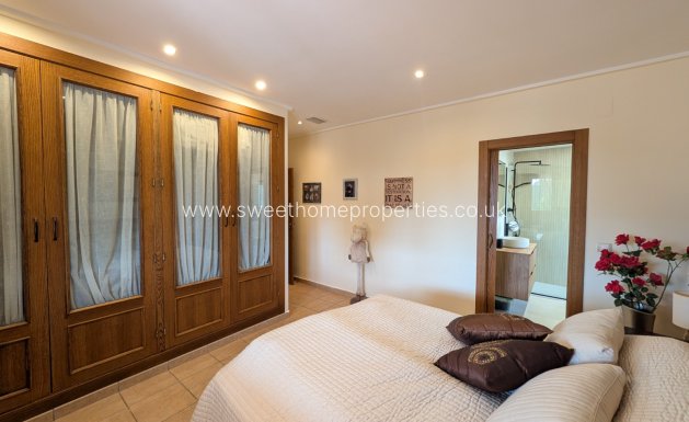 Reventa - Casa de campo - Sax