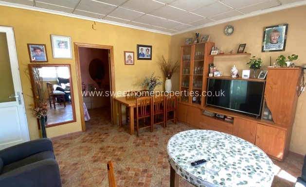 Resale - Country house - Sax