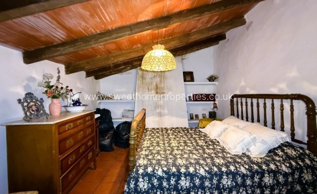 Reventa - Casa de campo - Algueña - ALGEÑA