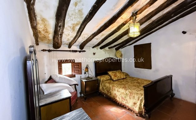 Reventa - Casa de campo - Algueña - ALGEÑA