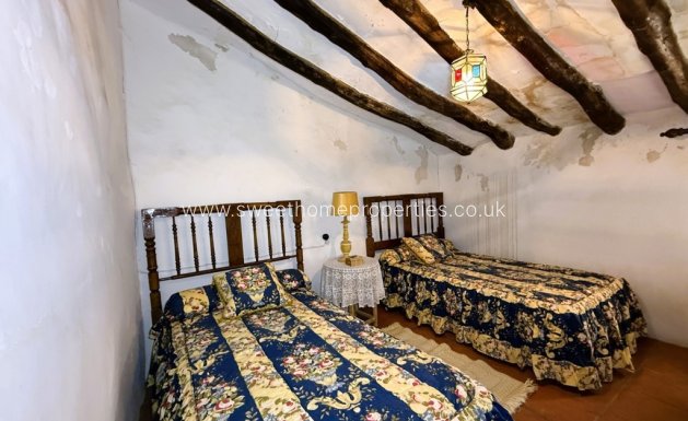 Reventa - Casa de campo - Algueña - ALGEÑA