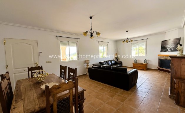 Reventa - Casa de campo - Monovar - MONOVAR