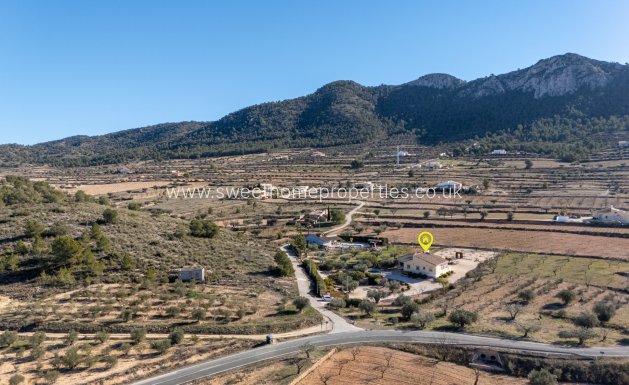 Resale - Country house - La Zarza
