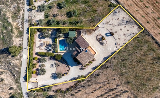 Resale - Country house - La Zarza