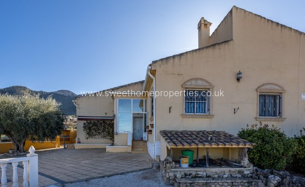 Resale - Country house - La Zarza