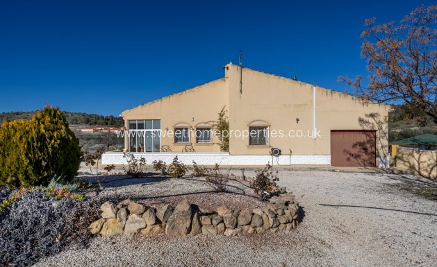 Resale - Country house - La Zarza