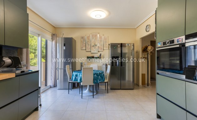 Resale - Country house - La Zarza