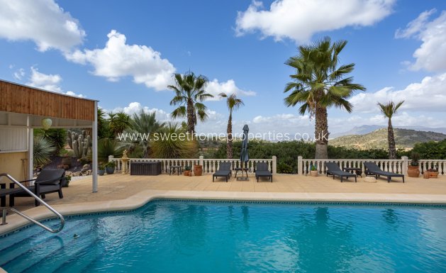 Resale - Country house - La Zarza