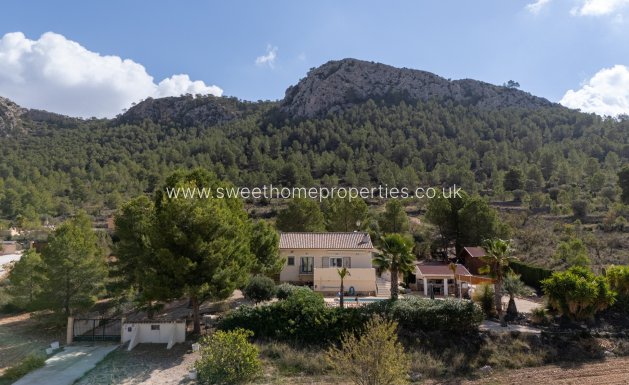 Resale - Country house - La Zarza