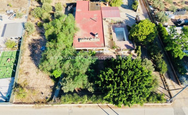 Resale - Country house - Crevillente