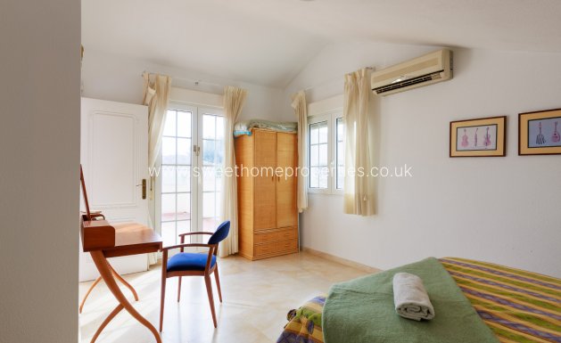 Resale - Villa - Las Ramblas