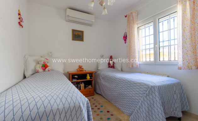 Resale - Villa - Villamartin - La Rioja