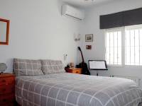Re-sale - Villa - Villamartin