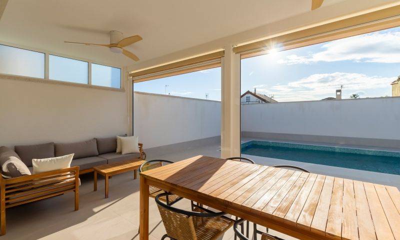 Re-sale - Villa - Torrevieja