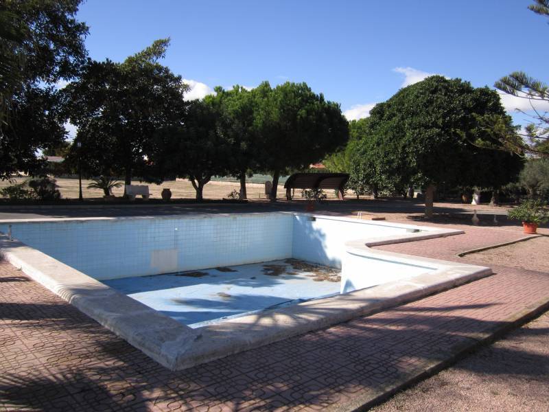 Re-sale - Villa - Elche