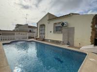 Re-sale - Villa - Playa Flamenca - Alicante