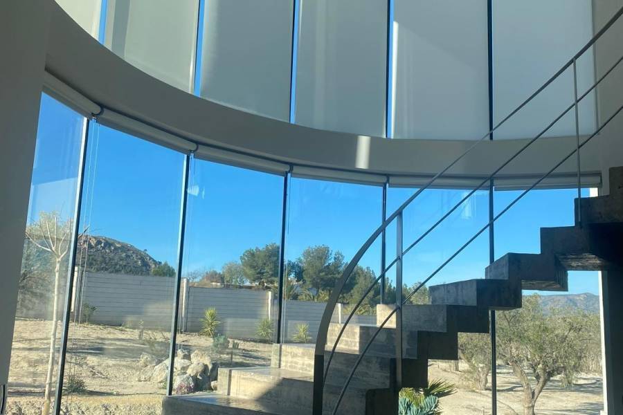 Re-sale - Country house - Petrer - Loma badá