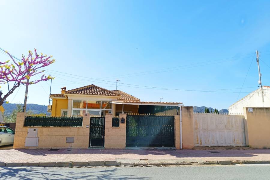Re-sale - Country house - Hondon De Los Frailes