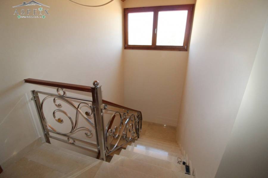 Re-sale - Villa - Aspe