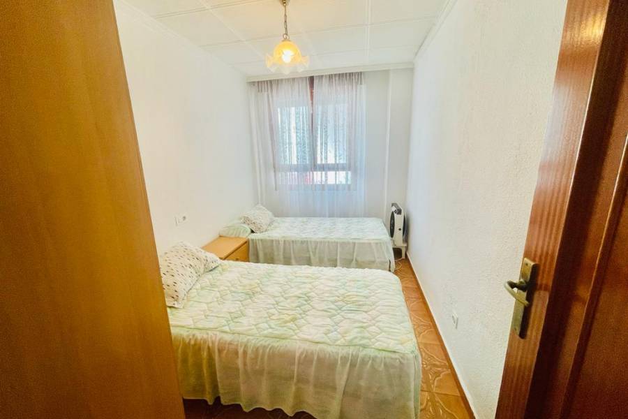 Re-sale - Apartment - Torrevieja