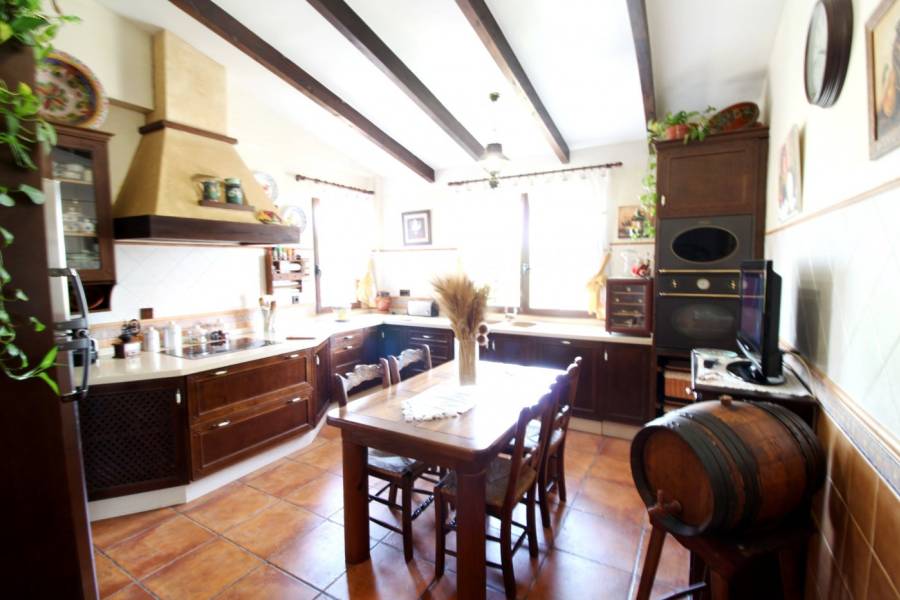 Re-sale - Villa - Tibi - Urbanizaciòn Maigmo