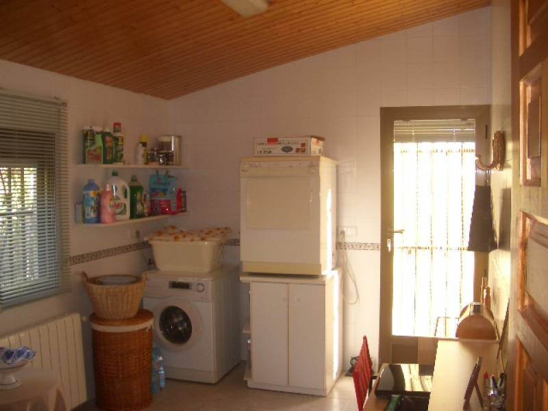 Re-sale - Villa - Elche