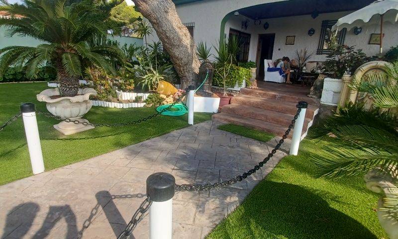 Re-sale - Villa - Orihuela Costa