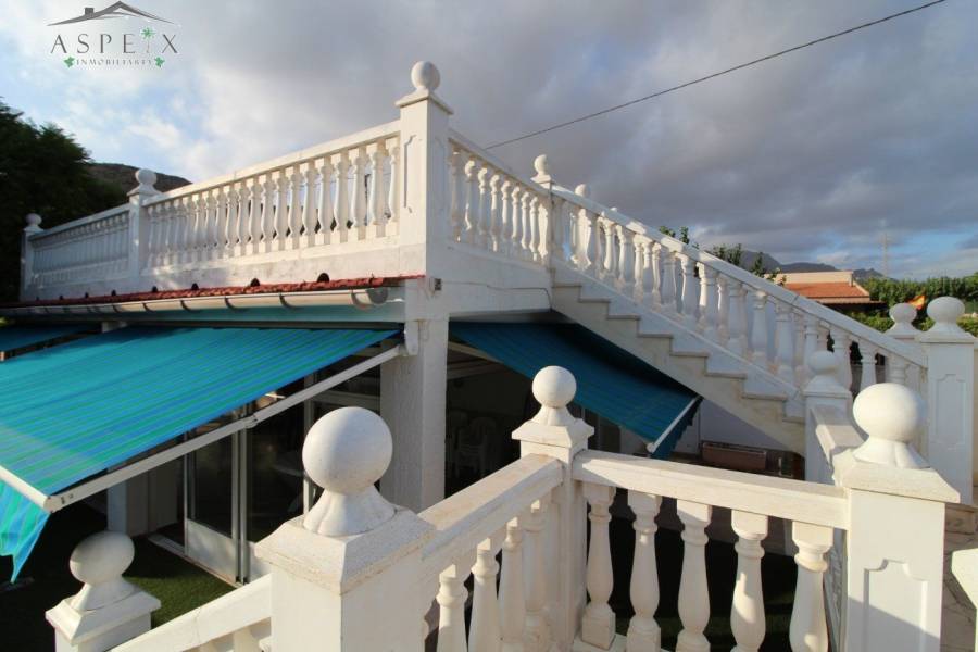 Re-sale - Country house - Monforte Del Cid