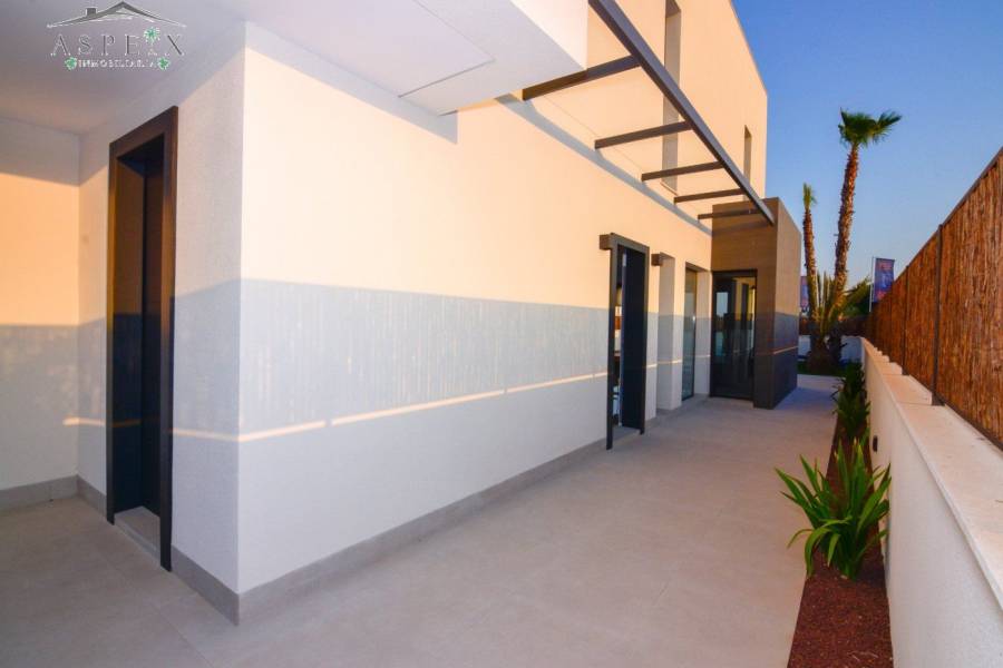 Re-sale - Villa - La Marina - El pinet