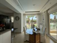 Re-sale - Villa - Villamartin