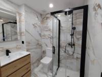 Re-sale - Flat - Elche