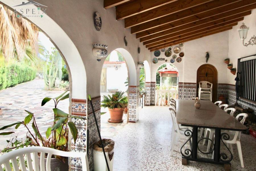 Re-sale - Villa - Monforte Del Cid - CAMINO DEL LLANO