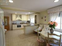 Re-sale - Country house - Elche